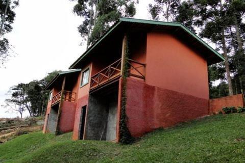 Pousada Tres Orelhas - Goncalves Mg Экстерьер фото