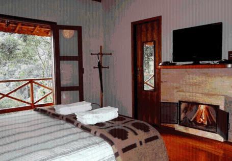 Pousada Tres Orelhas - Goncalves Mg Экстерьер фото